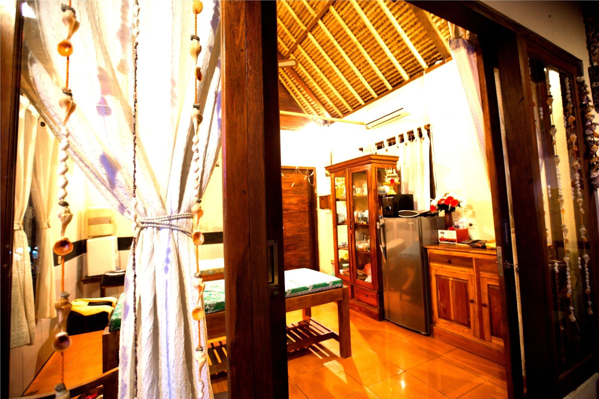 Hotel Sunset Coin Lembongan Extérieur photo